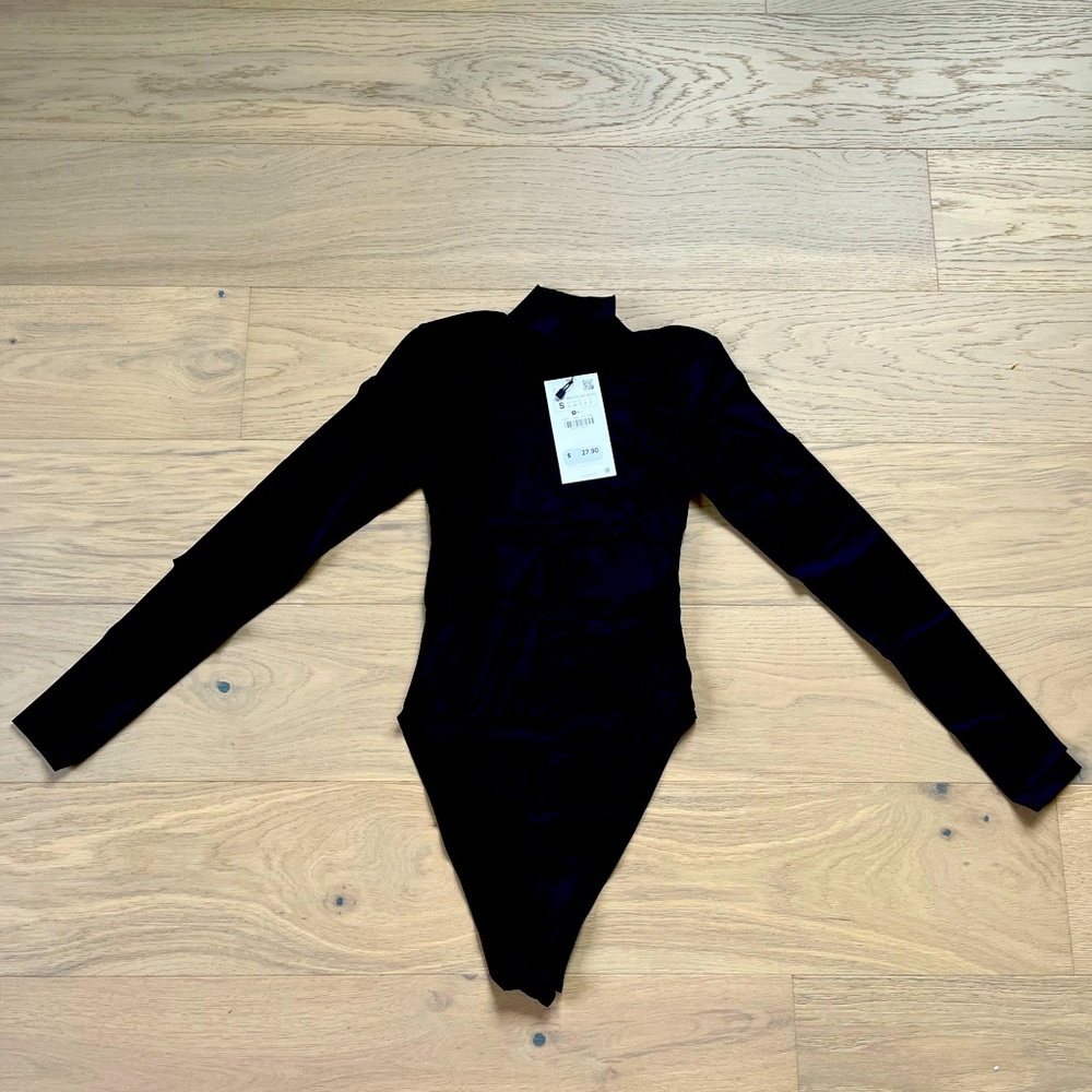 Small Zara mock neck bodysuit